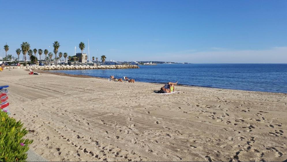 Spacieux Studio A Golfe Juan 2 Minutes Des Plages Валлорис Экстерьер фото