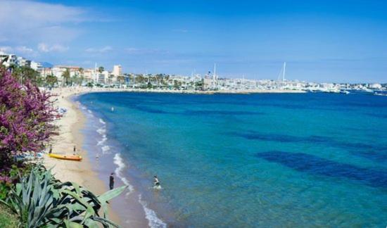 Spacieux Studio A Golfe Juan 2 Minutes Des Plages Валлорис Экстерьер фото